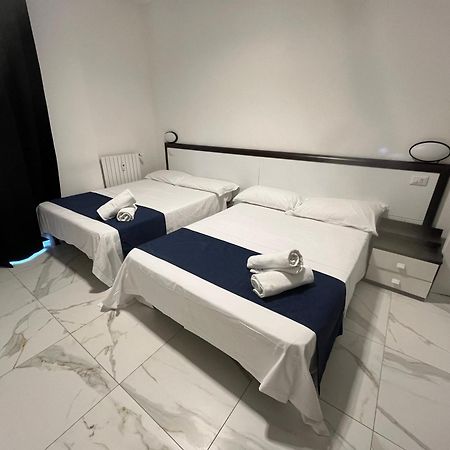 Jcube Apartments Bocconi Milano ภายนอก รูปภาพ