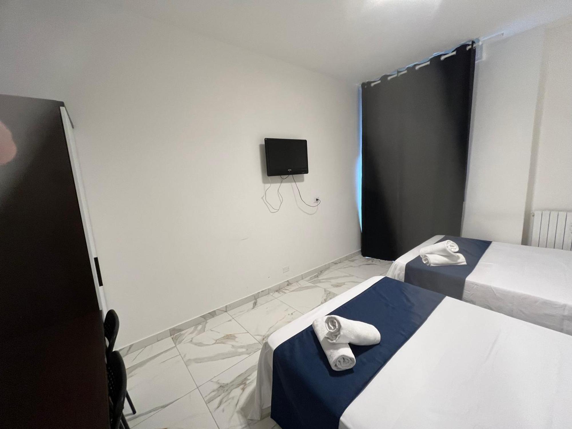 Jcube Apartments Bocconi Milano ภายนอก รูปภาพ